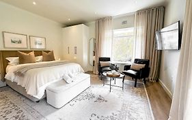 Oak Manor Boutique Guest House
